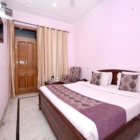 Oyo 6463 Hotel Dove Chandigarh Exterior photo