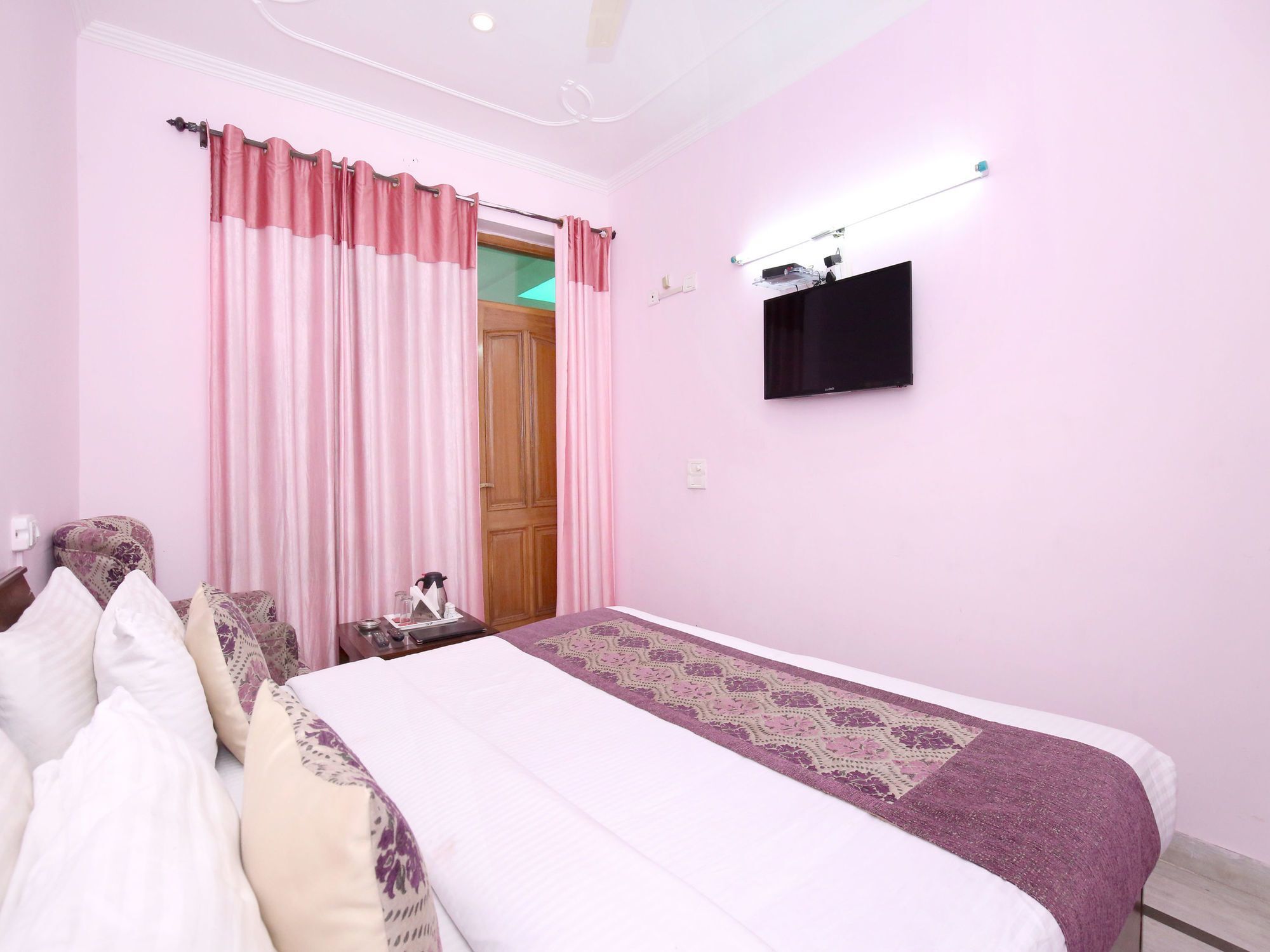 Oyo 6463 Hotel Dove Chandigarh Exterior photo