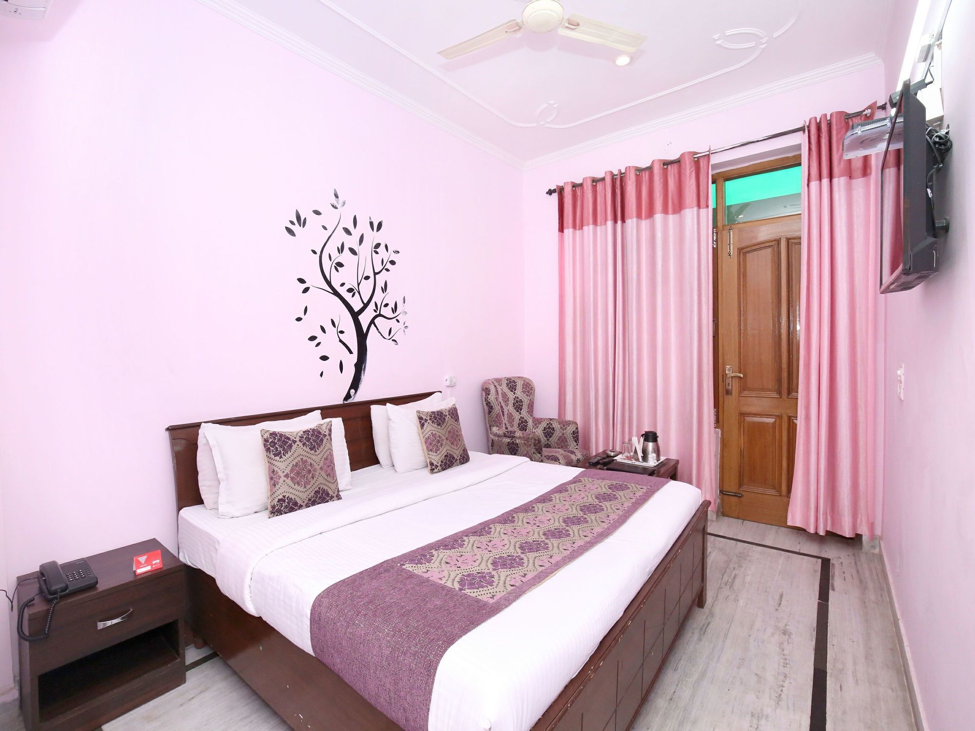 Oyo 6463 Hotel Dove Chandigarh Exterior photo