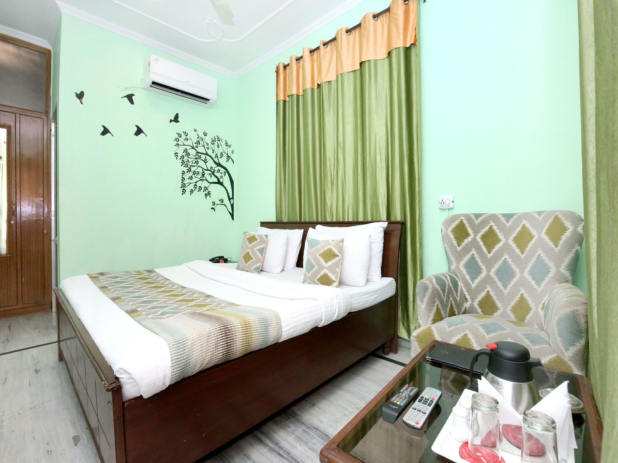 Oyo 6463 Hotel Dove Chandigarh Exterior photo